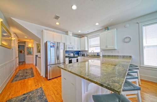 Fort Bay Condo | Villa Rosemary - Shared Pool & Tennis, Sleeps 18!
