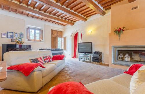 San Giuliano Terme Villa | Villa Rossa Large Private Pool WiFi