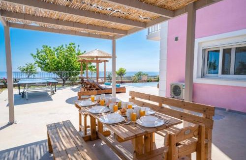 Plateies Villa | Villa Roz by Villa Plus