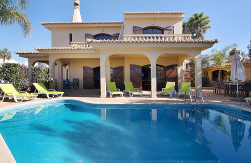 Castelo Villa | Villa 'Rústica' with Sea View, Wi-Fi and Air Conditioning