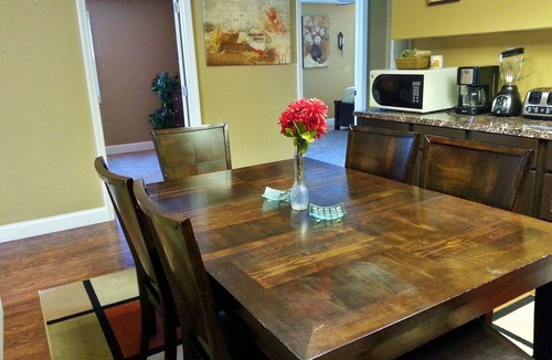 Eureka Villa | Villa's at Eureka under 4 miles to Six Flags & Hidden Valley Ski Resort