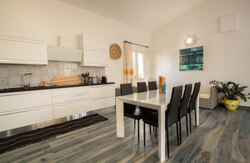 Loculi House | Villa s'ena e su juncu