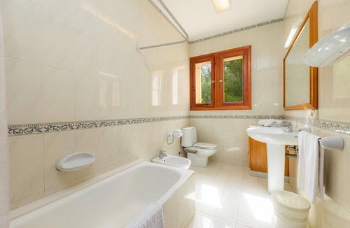 Sa Coma Villa | Villa 'Sa Coma' with Private Pool, Private Terrace and Wi-Fi