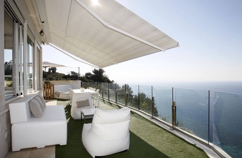 Sa Torre Villa | VILLA SA TORRE. FIRST LINE IN BAHIA DE PALMA. LUXURY MEDITERRANEAN VILLA