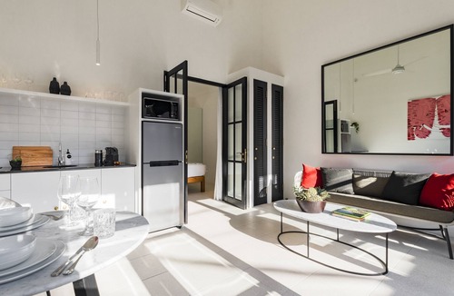 Laksmana House | Villa Saffron