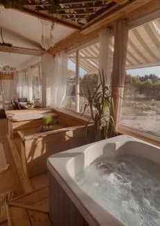 Senas Villa | Villa Sainte Anne