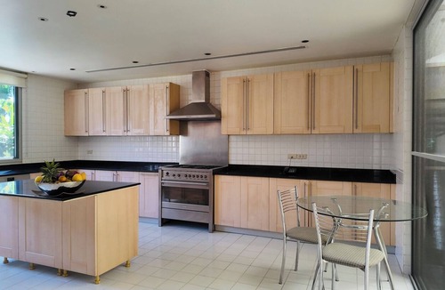 Choeng Thale Villa | Villa Samakee Luxury 5-bedroom Villa with olympic size pool