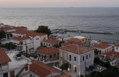 Agios Konstantinos Villa | Villa Samos - Renovated stone villa with private pool- 2 min from the sea!