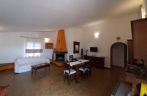 S'oru e Mari Villa | Villa Sant'Andrea: Sea, Garden, WiFi, Air Conditioning, Parking I.U.N. R5885