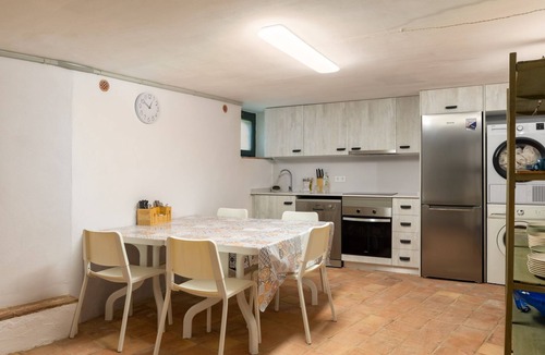 Forallac Villa | Villa Sant Climent - Seven Bedroom Villa, Sleeps 14