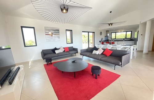 Santa Giulia Villa | Villa Santa Giulia, 800 m from the beach, panoramic sea view, heated swimming pool.
