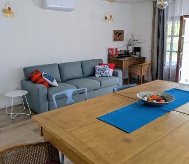 Vicopelago Apartment | Villa Sara
