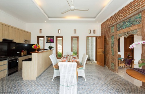 Kesiman Villa | Villa Sari Tagtag Ocean view 1Km walk to the beach
