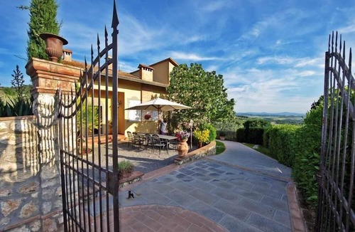 Iano House | Villa Sassolina