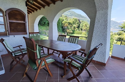 Gonte Villa | Villa Schaake with Panoramic View, beach front