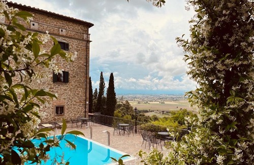 Montecchio Hotel | Villa Schiatti