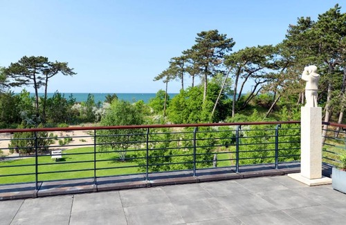 Hohe Dune Apartment | Villa Schmidt Apartments - Strandhaus direkt am Meer mit Sauna, Sport und Dünengarten - Komfort