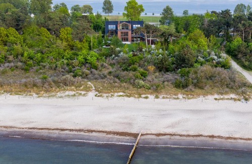 Hohe Dune Apartment | Villa Schmidt Apartments - Strandhaus direkt am Meer mit Sauna, Sport und Dünengarten - Studio