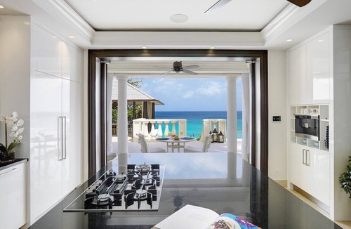 Old Trees Bay Villa | Villa Seaclusion by Fantasia Villas