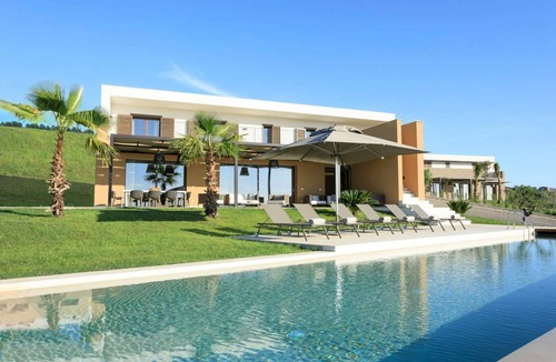 Sciacca Villa | Villa Seafront, beautiful and charming luxury villa with 3 bedrooms, private pool and incredible...