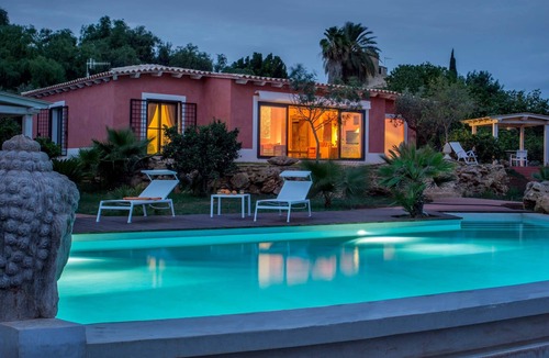 Castelvetrano House | Villa Selinus - luxury villa with pool near Selinunte- 2 bedrooms