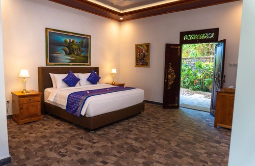 Kalibukbuk House | Villa Selonding Batu