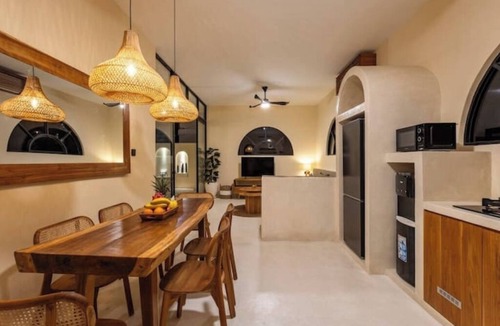 Batu Bolong Villa | Villa Sen7 3BDR - 3 Min Echo Beach