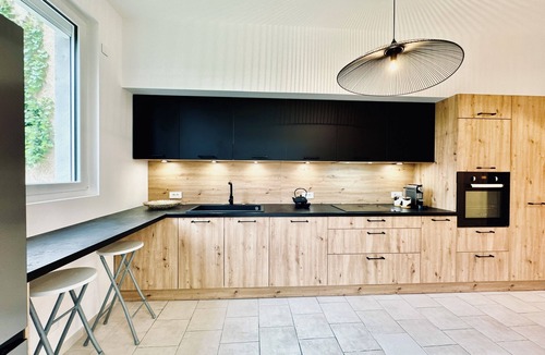 Sens House | Villa Sénone – Group Getaway in the Heart of Sens
