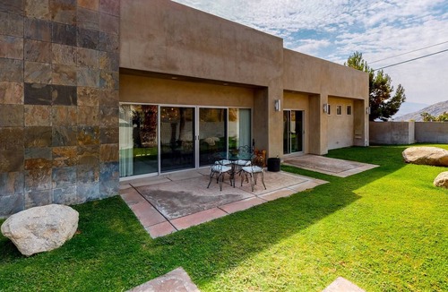 Indian Canyon Villa | Villa Sequoia