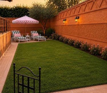 Targa Bed & Breakfast | Villa Serenaya