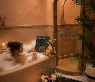 Targa Bed & Breakfast | Villa Serenaya