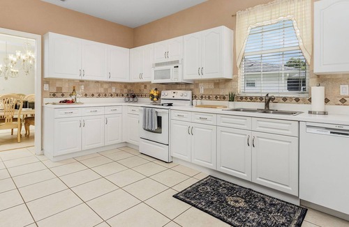 Bonita Springs House | Villa Serenity * in gated community close to Bonita and Barefoot Beaches