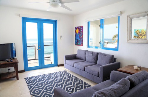 Aguacate Apartment | Villa Shacks- Unit 3