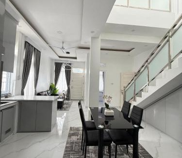 Bukittinggi Villa | Villa Shafa Marwa
