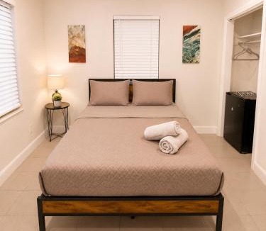 West Little River House | Villa Shores