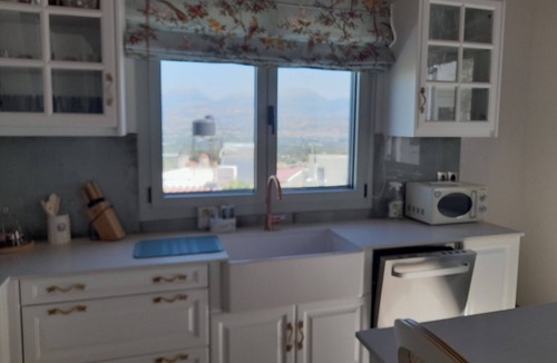 Pombia Villa | Villa Simantiri - Romantic Luxury Villa with jacuzzi & sunset views