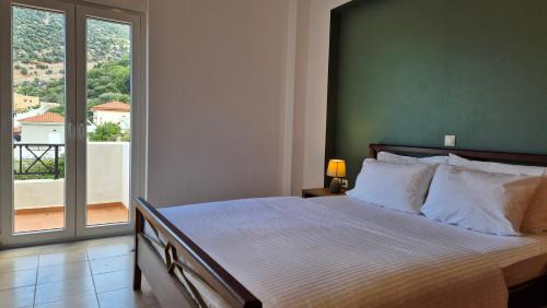 Geropotamos Villa | Villa Sol in Bali