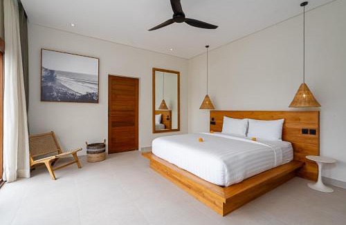 Beraban House | Villa Solaluna - Luxury 3BR with Pool near Nyanyi Beach & Luna Beach Club