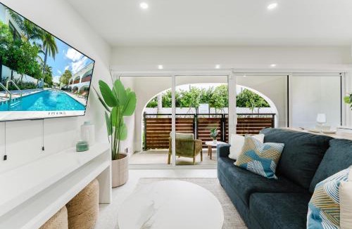 Boca Raton Apartment | Villa Solana - Boca Pool Hideaway
