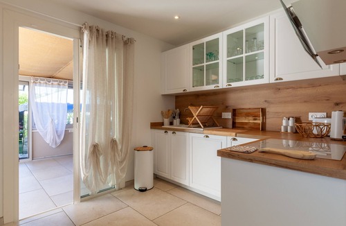 La Seyne-sur-Mer Villa | Villa 'Soleil Et Douceur' with Private Pool, Wi-Fi and Air Conditioning
