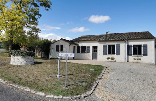 Chalais House | Villa Sorbier, with 3 bedrooms, a private heated pool, air-conditioning, Wifi.