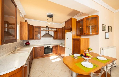 Lefkimmi Villa | Villa Spartera - Five Bedroom Villa, Sleeps 10