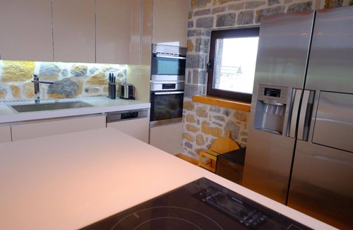 Moscopole House | VIlla St. Mary