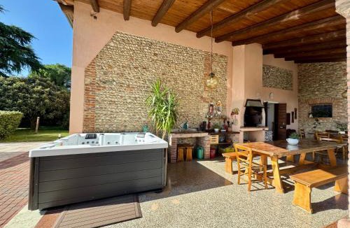 Riese Pio X House | Villa Stefania Asolo piscina e biliardo