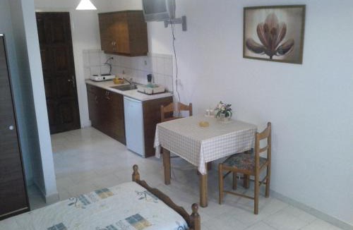 Acharavi Apartment | Villa Stefania