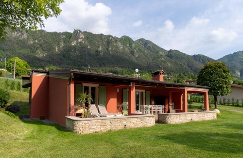 Crone Villa | Villa Stefano - Two Bedroom Villa, Sleeps 6