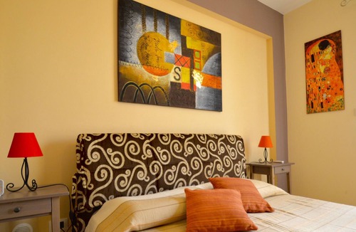 Sant'Anna House | Villa Stella di mare, with swimming pool, 200 mt. from the beach with private garden