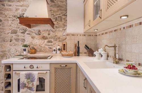 Bicine House | Villa Stone (V9131-K1) - Skradin