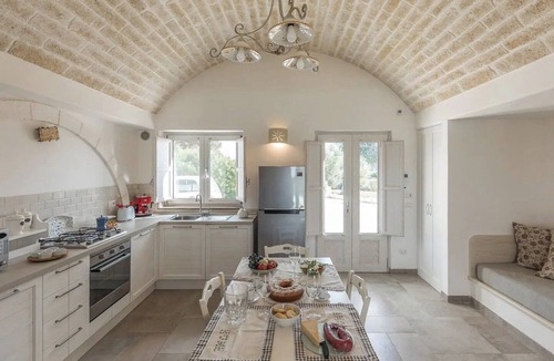 Ostuni Villa | Villa Sud-Est between Ostuni and Cisternino, with private pool