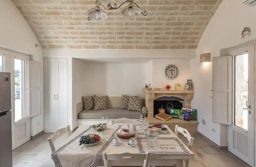 Ostuni Villa | Villa Sud-Est between Ostuni and Cisternino, with private pool